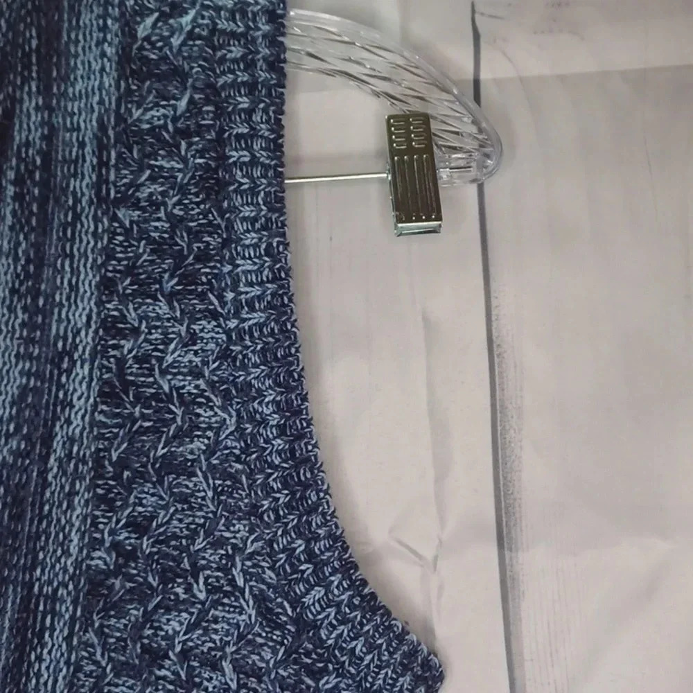 Art and Soul sleeveless sweater - Picture 5 of 6